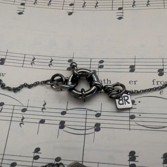 Vintage Grey Glass Beaded Necklace - Picture 6 of 7